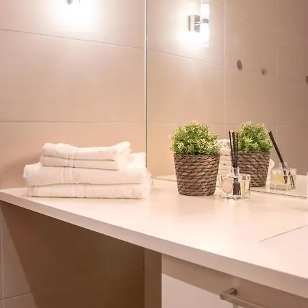 Spacious Modern 3br At Barcode Oslo