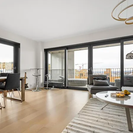 Spacious Modern 3br At Barcode