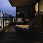 Spacious Modern 3br At Barcode Oslo