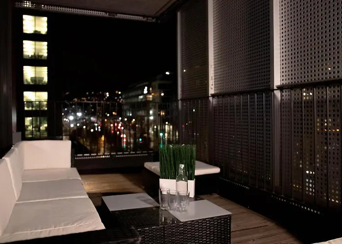 Spacious Modern 3br At Barcode *