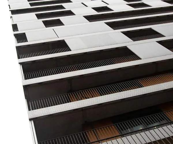 Apartamento Spacious Modern 3br At Barcode Oslo