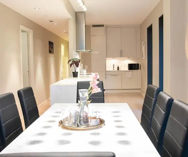 Apartamento Spacious Modern 3br At Barcode Oslo
