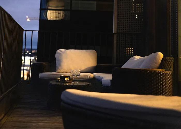 Spacious Modern 3br At Barcode Apartamento *